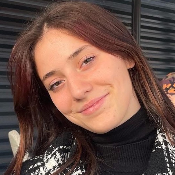 Marion, 23 ans, sourire